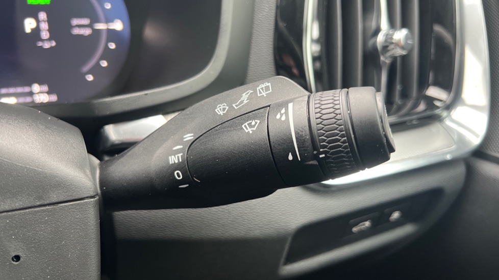 Used Volvo V60 2025 for sale - 76874156: Photo 29