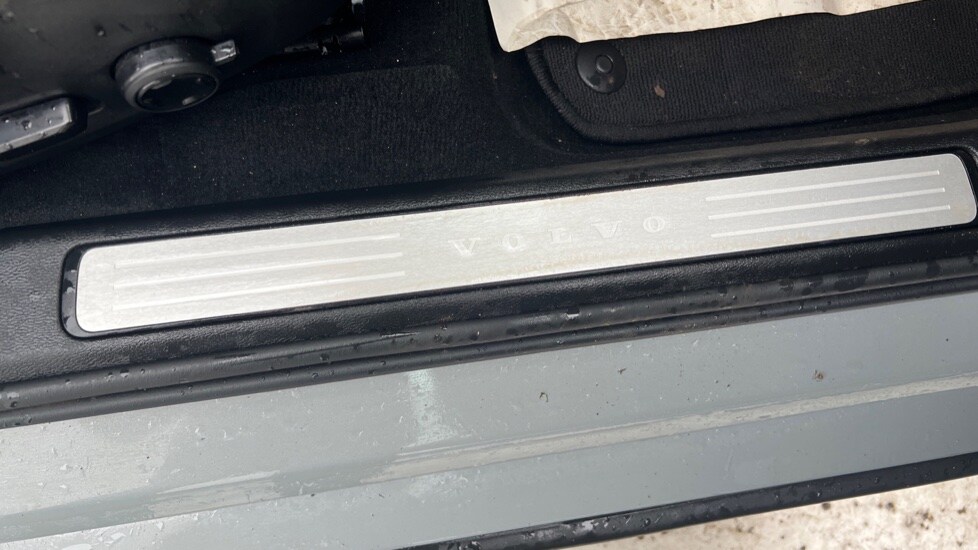 Used Volvo V60 2025 for sale - 76874156: Photo 39