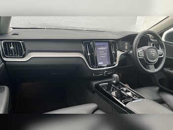 Used Volvo V60 2022 for sale - 76684284: Photo