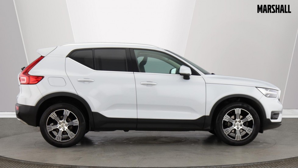 Used Volvo XC40 2020 for sale - 76874826: Photo 2