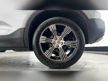 Used Volvo XC40 2020 for sale - 76874826: Photo