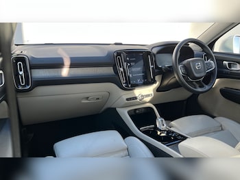 Used Volvo XC40 2020 for sale - 76766154: Photo