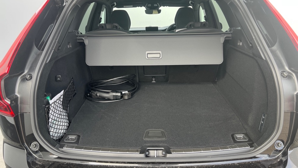 Used Volvo XC60 2025 for sale - 76871667: Photo 17