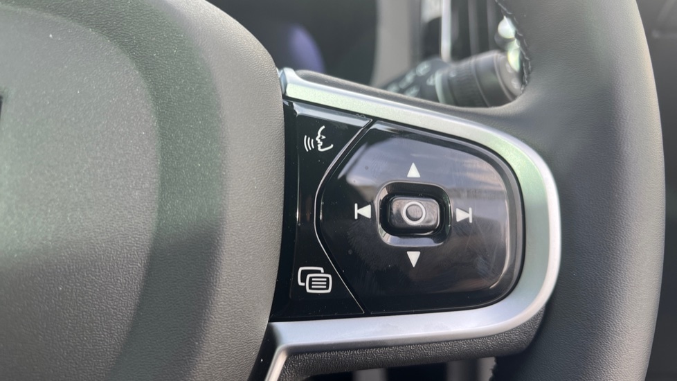 Used Volvo XC60 2025 for sale - 76871667: Photo 19