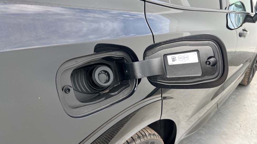 Used Volvo XC60 2025 for sale - 76871667: Photo 38