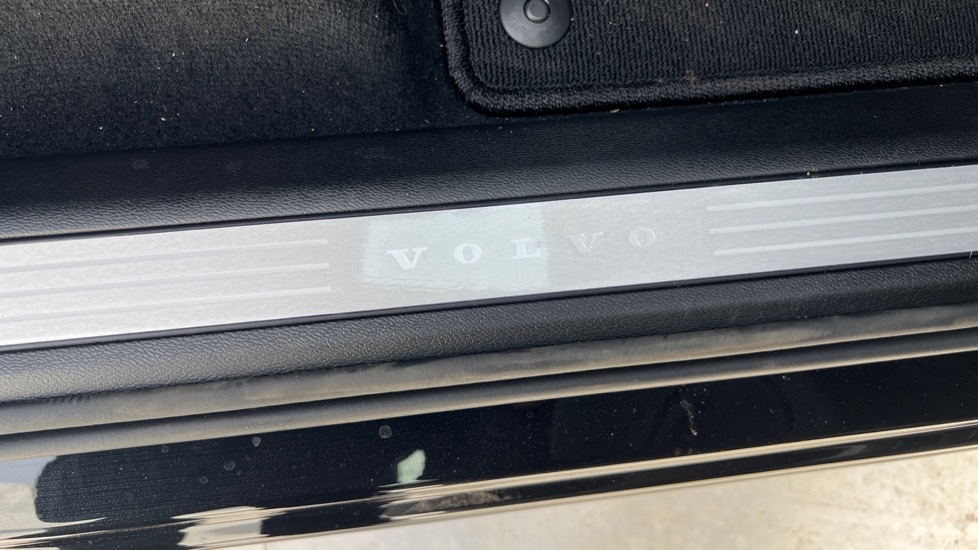 Used Volvo XC60 2025 for sale - 76871667: Photo 39