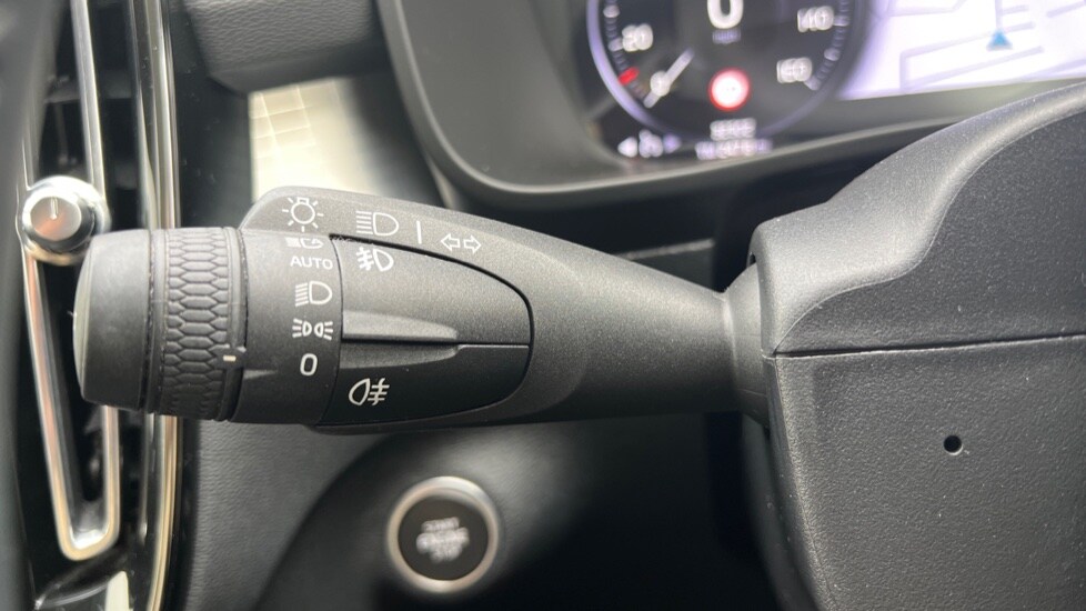 Used Volvo XC40 2021 for sale - 76870834: Photo 28