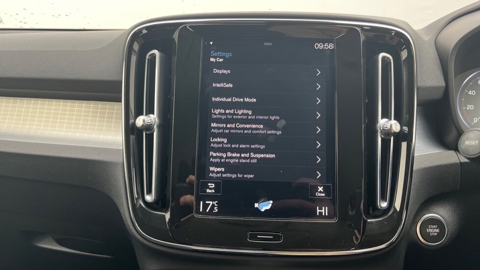 Used Volvo XC40 2021 for sale - 76870834: Photo 35