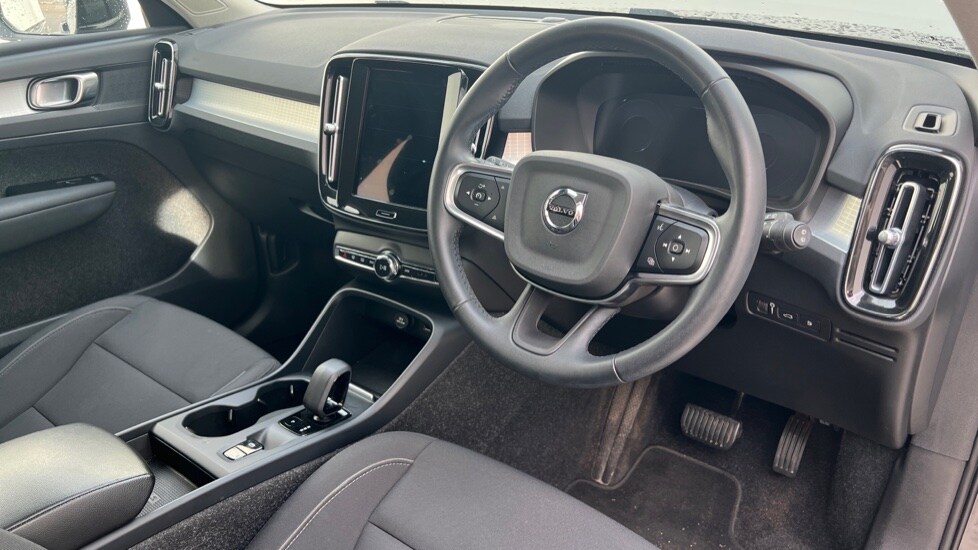 Used Volvo XC40 2021 for sale - 76870834: Photo 5
