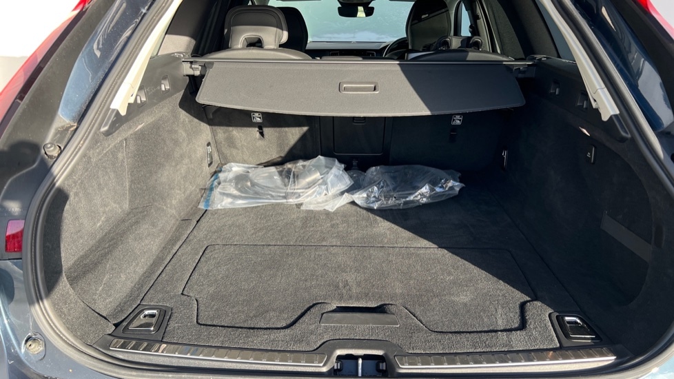 Used Volvo V90 2024 for sale - 76983983: Photo 17