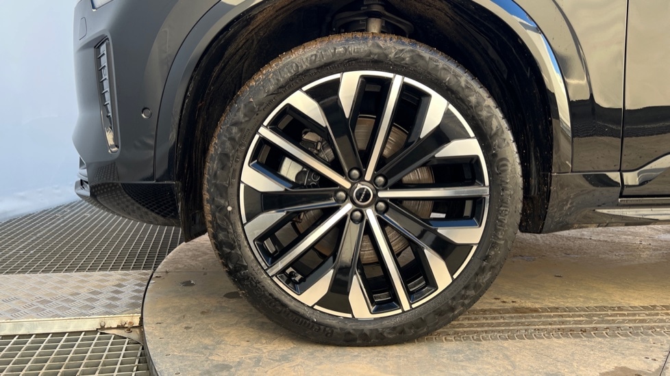Used Volvo XC90 2025 for sale - 77031259: Photo 25