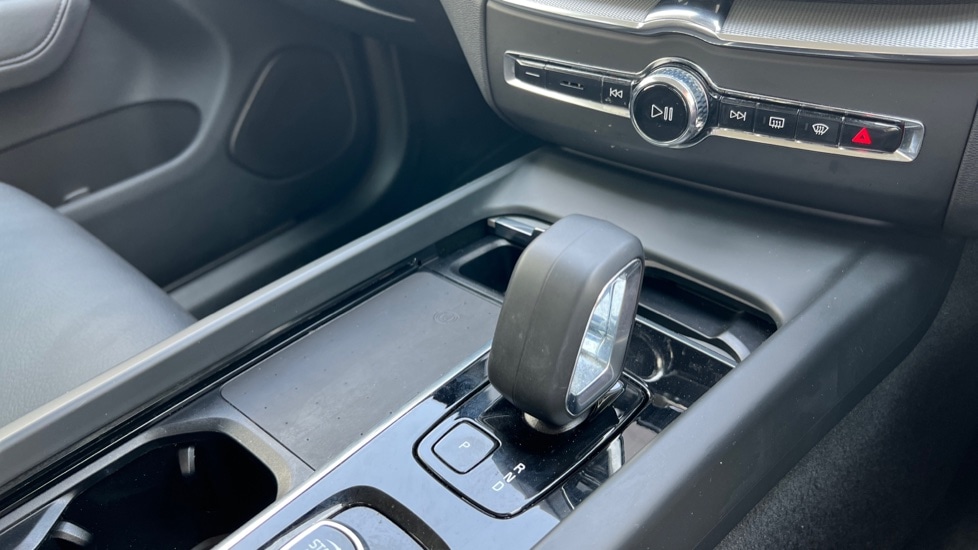 Used Volvo XC60 2023 for sale - 76044383: Photo 14