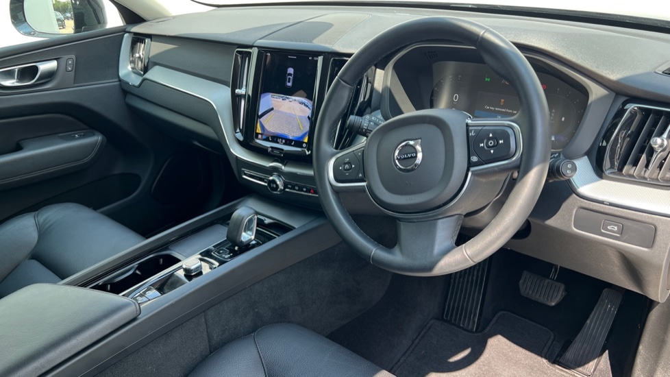 Used Volvo XC60 2023 for sale - 76044383: Photo 5