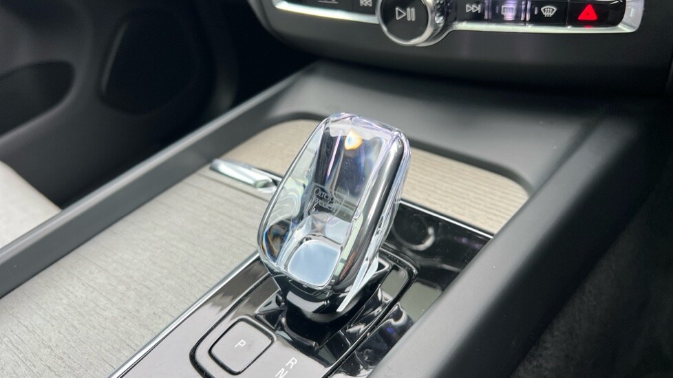 Used Volvo XC60 2023 for sale - 77082471: Photo 14