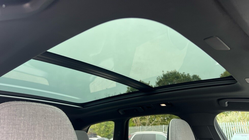 Used Volvo XC60 2023 for sale - 77082471: Photo 43