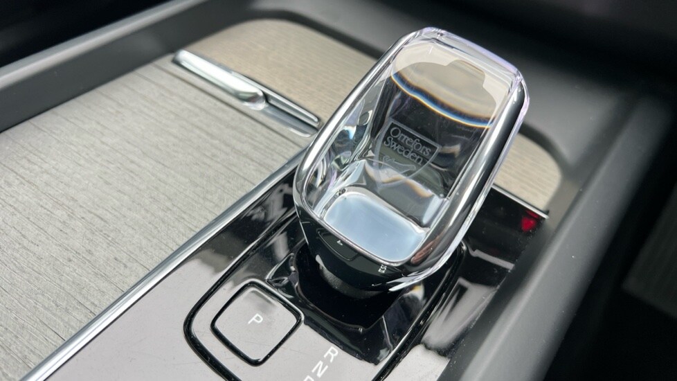 Used Volvo XC60 2023 for sale - 77082471: Photo 47