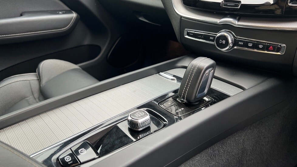 Used Volvo XC60 2021 for sale - 76203923: Photo 14