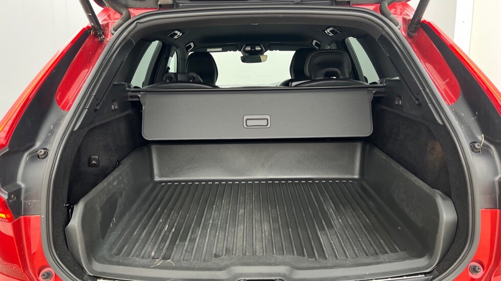 Used Volvo XC60 2021 for sale - 76203923: Photo 17