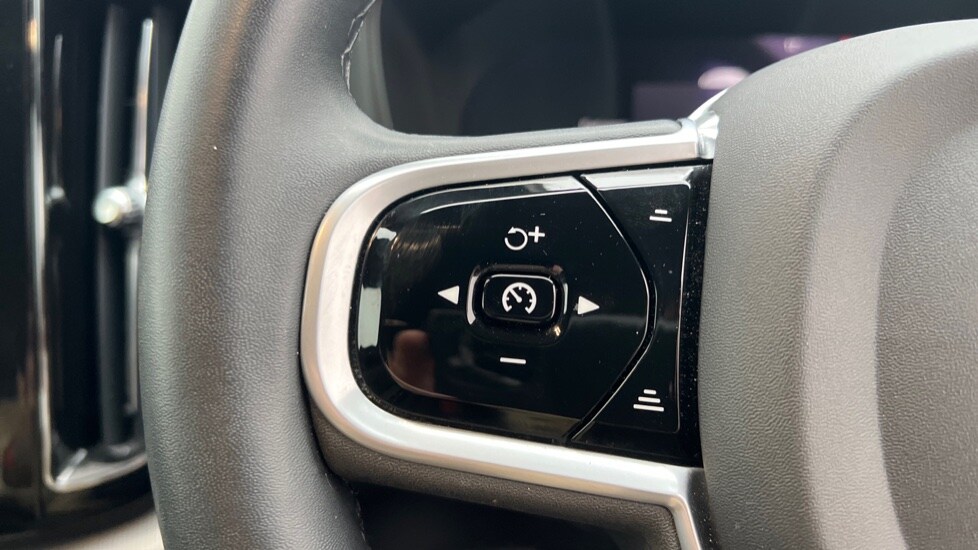 Used Volvo XC60 2021 for sale - 76203923: Photo 18