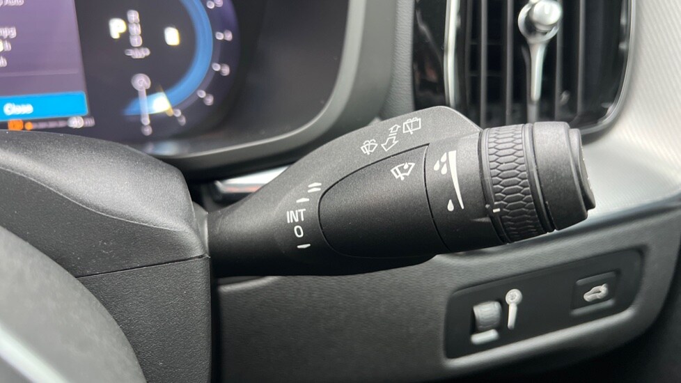 Used Volvo XC60 2021 for sale - 76203923: Photo 29