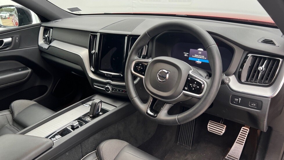 Used Volvo XC60 2021 for sale - 76203923: Photo 5