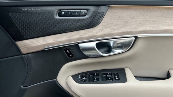 Used Volvo XC90 2025 for sale - 76297568: Photo 15