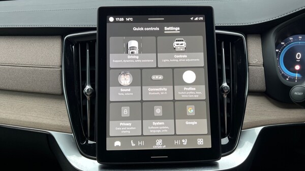 Used Volvo XC90 2025 for sale - 76297568: Photo 36
