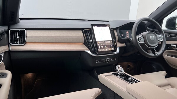 Used Volvo XC90 2025 for sale - 76297568: Photo 4
