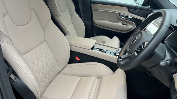 Used Volvo XC90 2025 for sale - 76297568: Photo 9