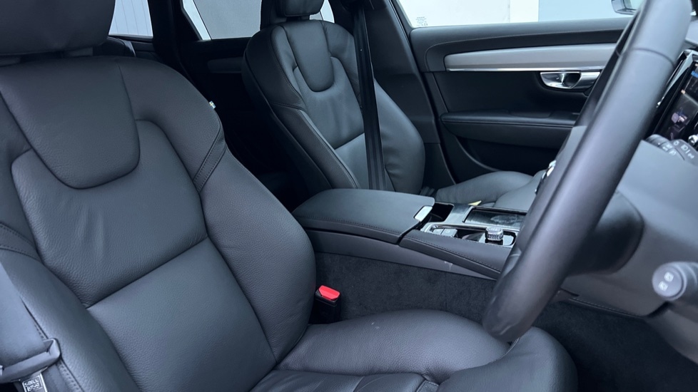 Used Volvo V90 2025 for sale - 76874549: Photo 9