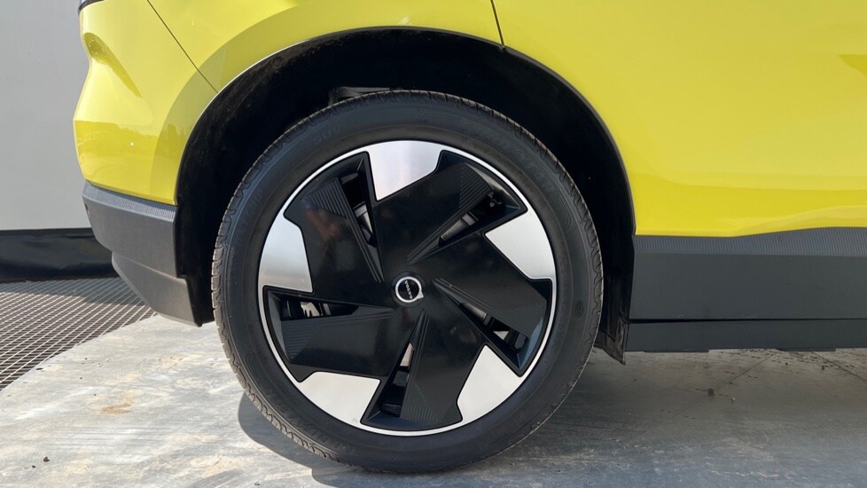 Used Volvo EX30 2025 for sale - 74796315: Photo 16