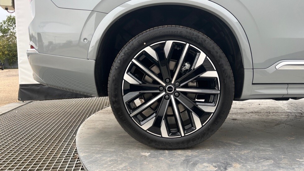 Used Volvo XC90 2025 for sale - 76168853: Photo 16