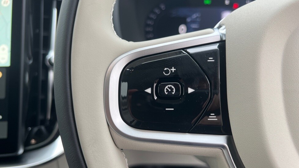 Used Volvo XC90 2025 for sale - 76168853: Photo 18