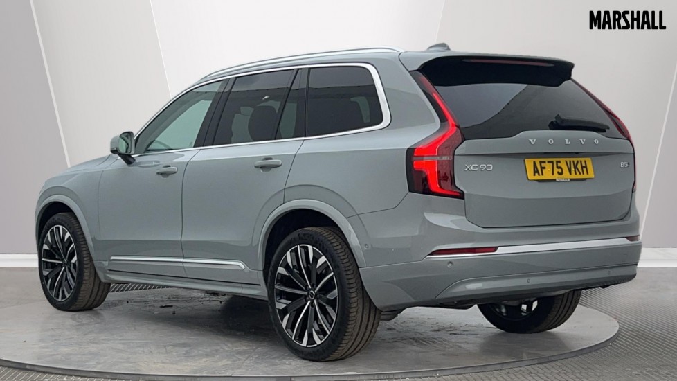 Used Volvo XC90 2025 for sale - 76168853: Photo 2