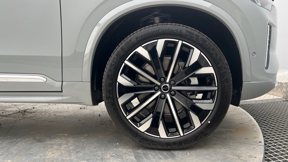 Used Volvo XC90 2025 for sale - 76168853: Photo 25