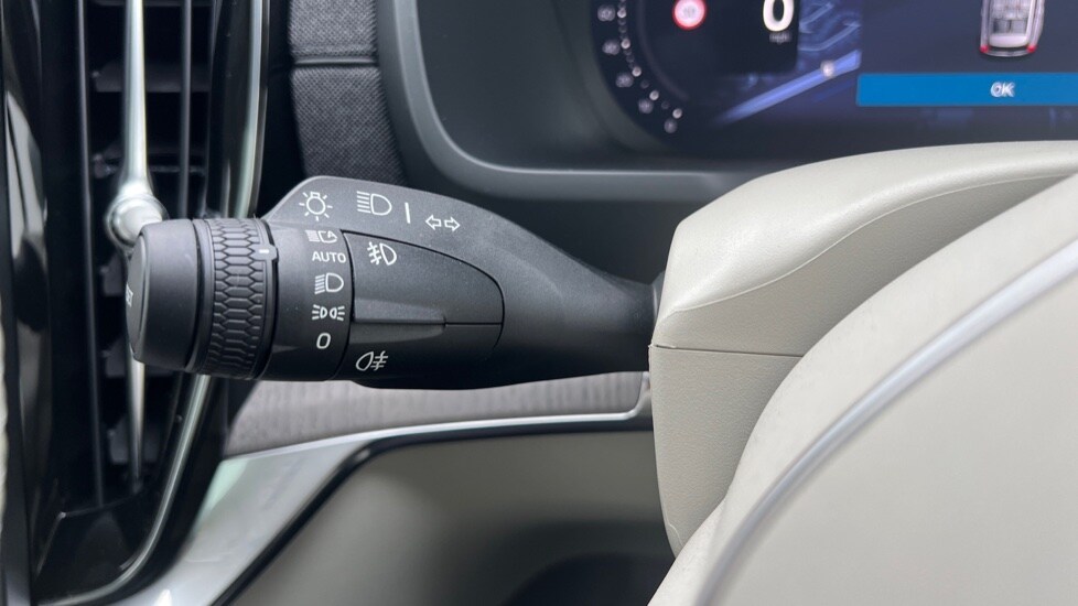 Used Volvo XC90 2025 for sale - 76168853: Photo 28