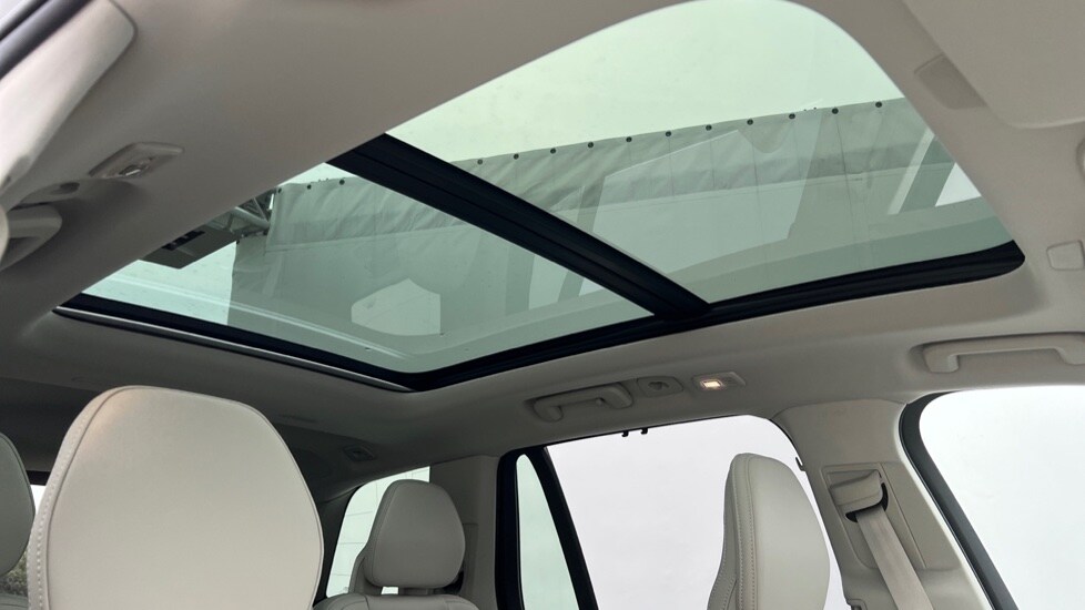 Used Volvo XC90 2025 for sale - 76168853: Photo 40