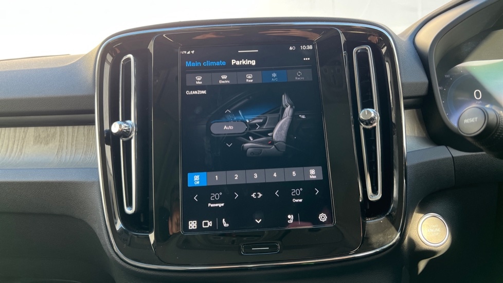 Used Volvo XC40 2024 for sale - 76872736: Photo 20