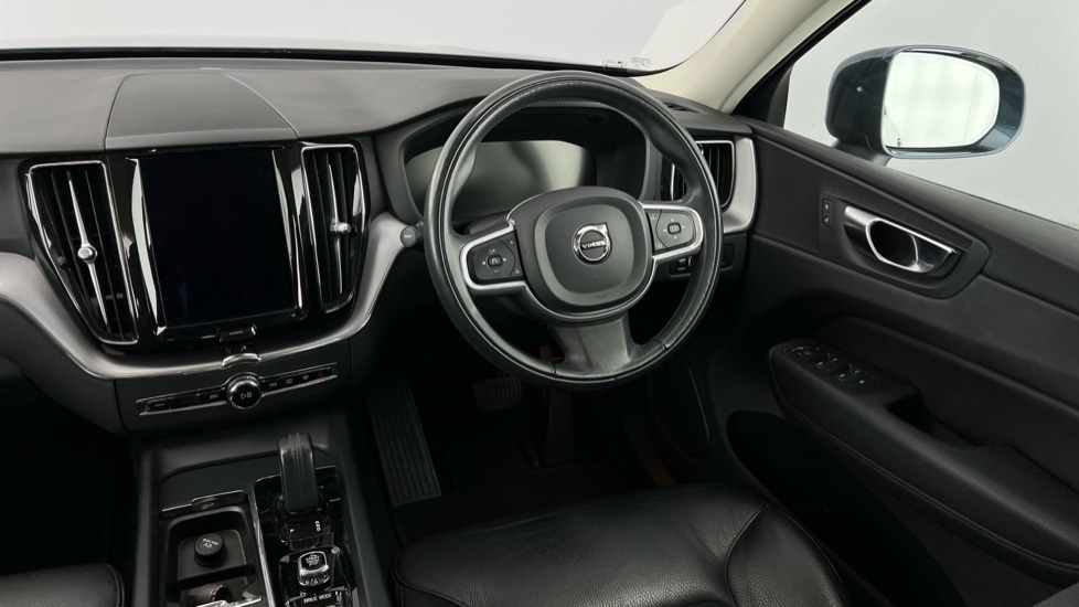 Used Volvo XC60 2020 for sale - 76533976: Photo 8