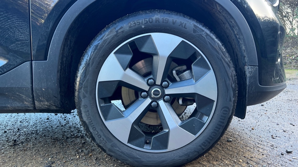 Used Volvo XC40 2025 for sale - 77063429: Photo 24