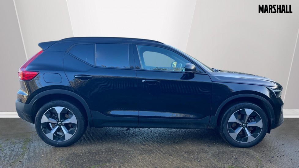 Used Volvo XC40 2025 for sale - 77063429: Photo 3