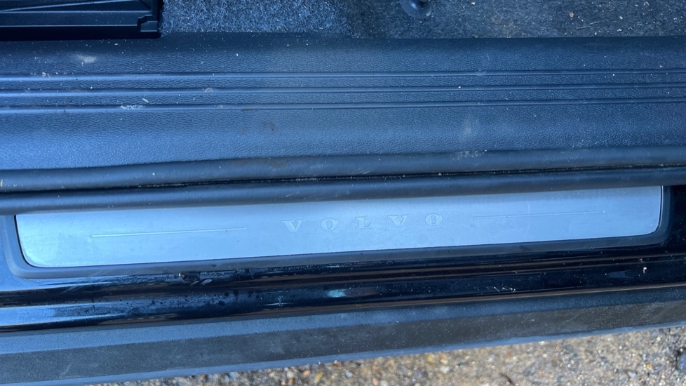 Used Volvo XC40 2025 for sale - 77063429: Photo 39