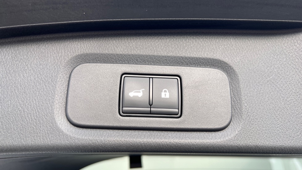 Used Nissan Qashqai 2024 for sale - 76602989: Photo 41