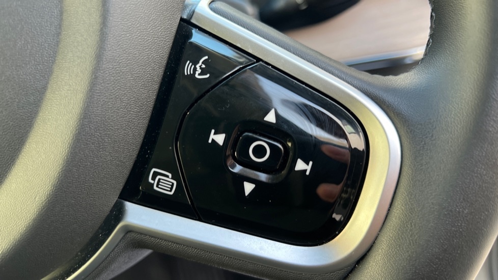 Used Volvo XC90 2025 for sale - 76872723: Photo 19