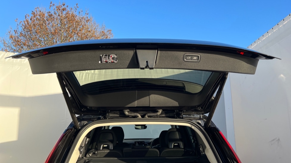 Used Volvo XC90 2025 for sale - 76872723: Photo 42