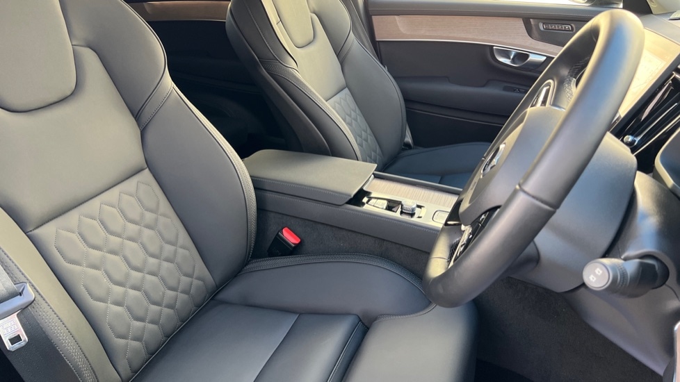 Used Volvo XC90 2025 for sale - 76872723: Photo 9