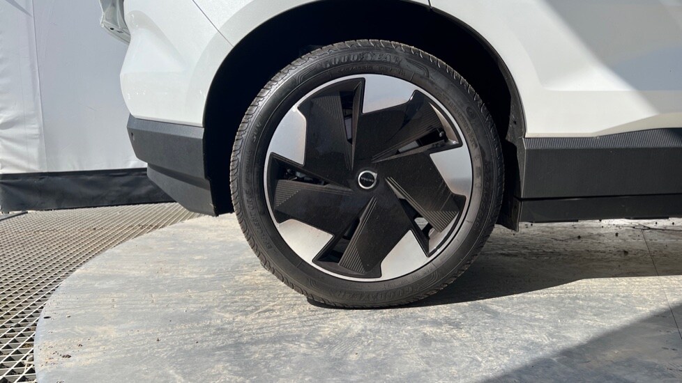 Used Volvo EX30 2025 for sale - 76871861: Photo 16