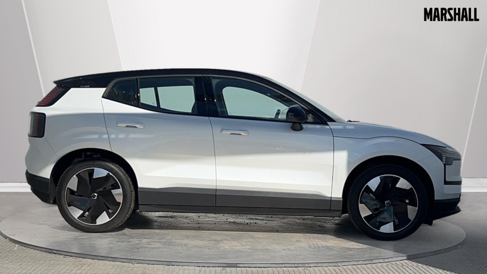 Used Volvo EX30 2025 for sale - 76871861: Photo 3