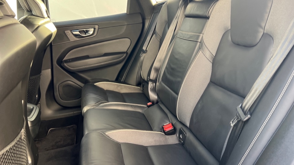 Used Volvo XC60 2019 for sale - 76873958: Photo 10