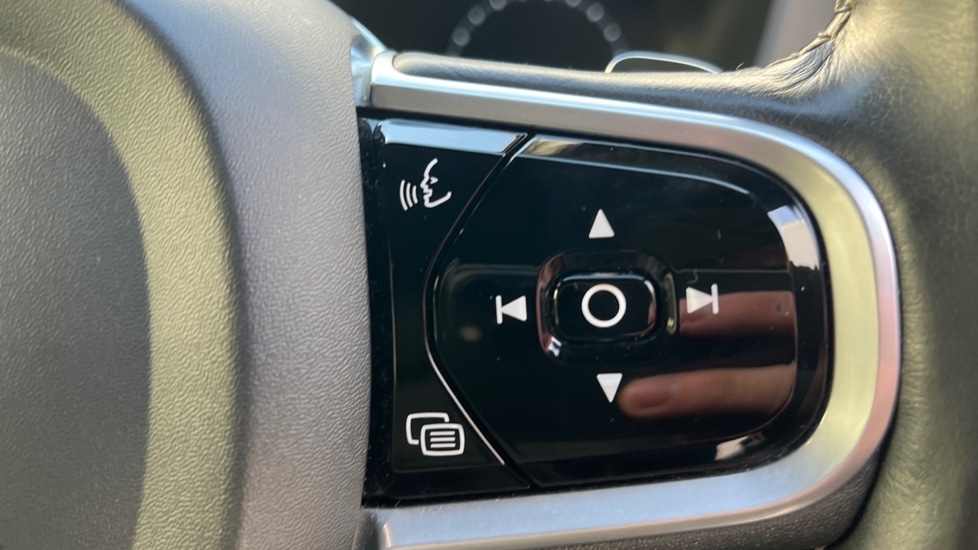 Used Volvo XC60 2019 for sale - 76873958: Photo 19